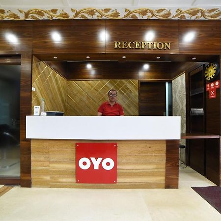 海得拉巴 Oyo4376巨幕旅馆酒店 外观 照片